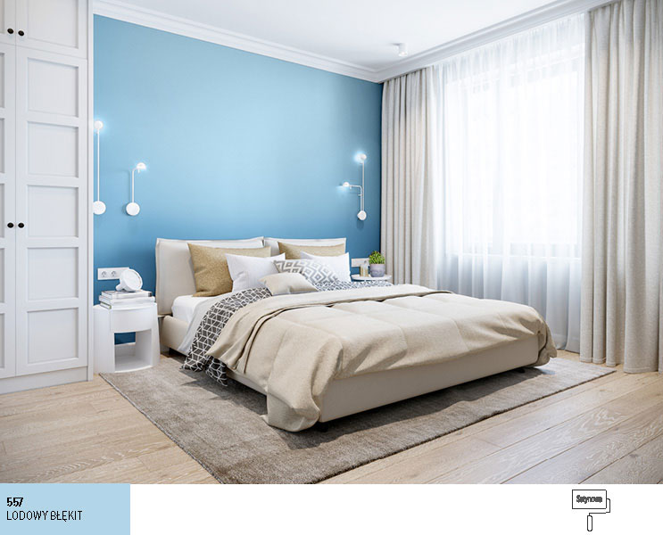 Błękitna ściana za łóżkiem